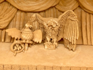 Zandsculptuur roofvogel