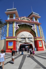De ingang van het Luna Park
